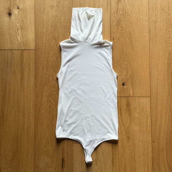 Perfect layering!  Wolford turtleneck string bodysuit top, NWOT, XS - Picture 4 of 12